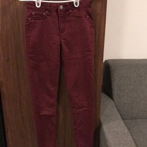Aeropostale burgundy skinny jeans